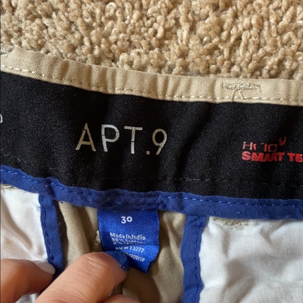 Apt 9 khaki shorts